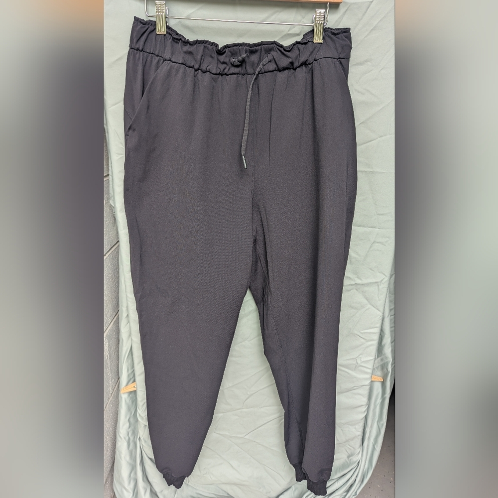 Lululemon Sweatpant Jogger Size 10 Women's Black